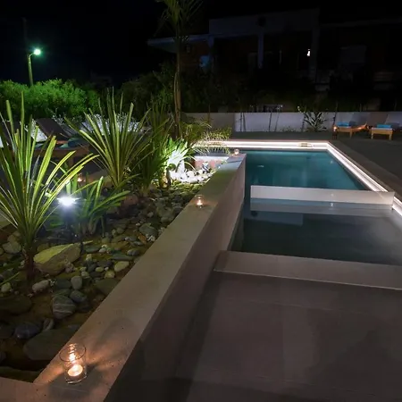 Eleanthi Modern Living Appartement